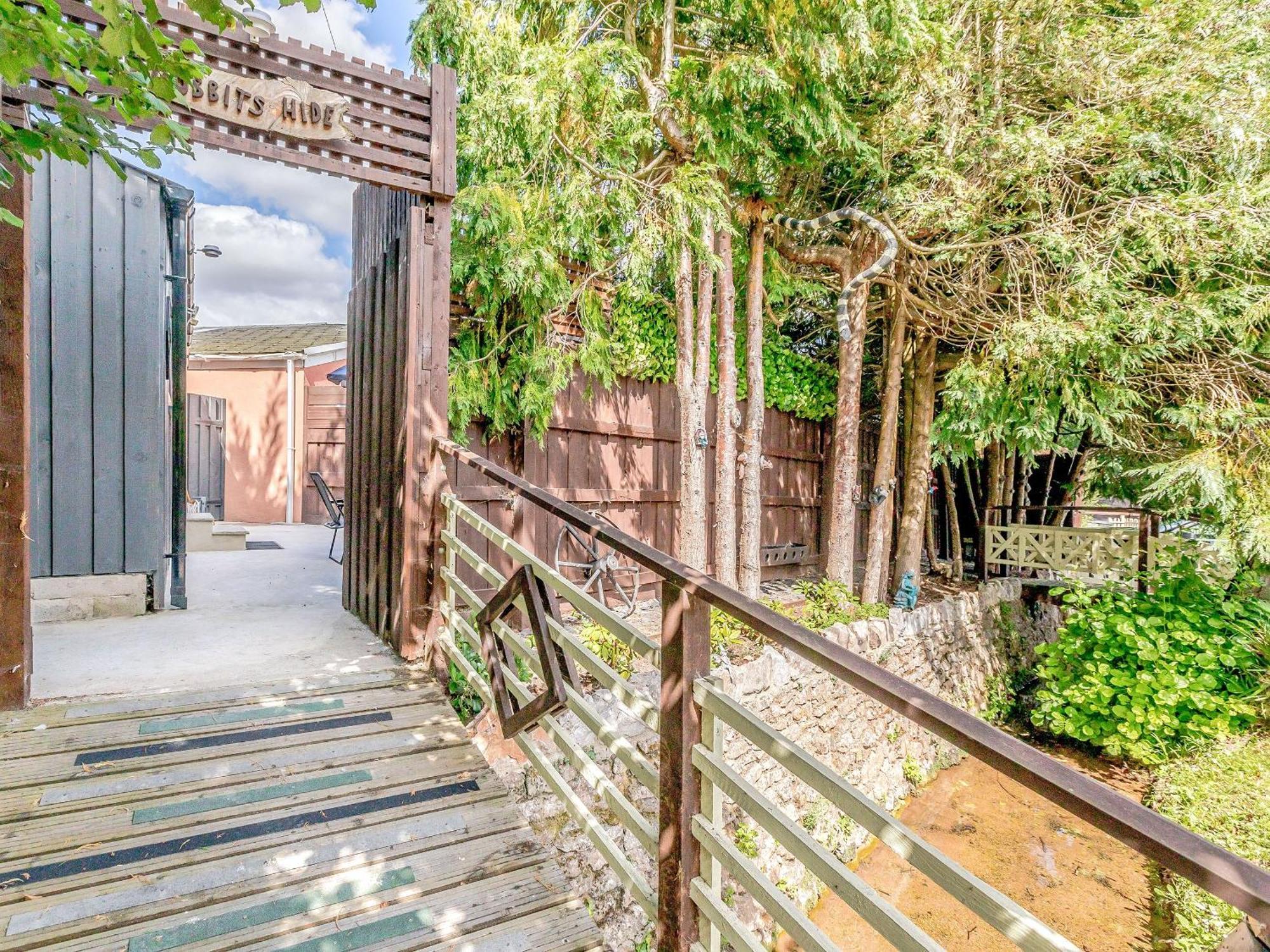 Hobbits Hide Villa Abbotskerswell Ngoại thất bức ảnh